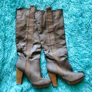 VERY VOLATILE taupe tall boots size 7.5